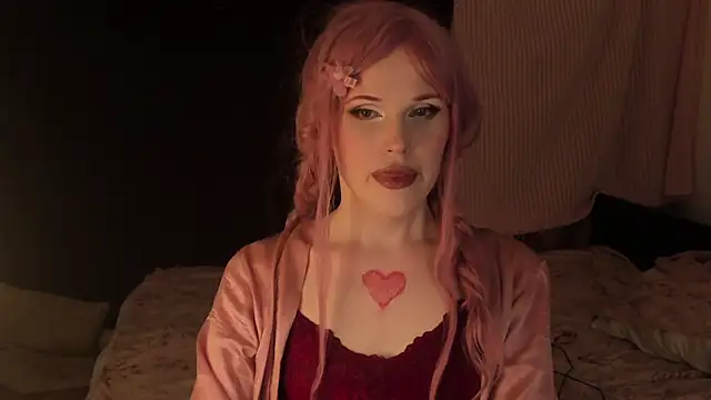 Snapshot of EffieMinki chatting on 14, 1, 2025 EffieMinki online show from 14, 1, 2025