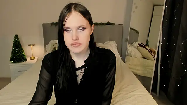 Snapshot of EffieMinki chatting on 6, 1, 2026 EffieMinki online show from 6, 1, 2026