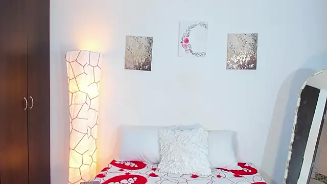 SarahCinnamon- online show from 14, 2, 2026