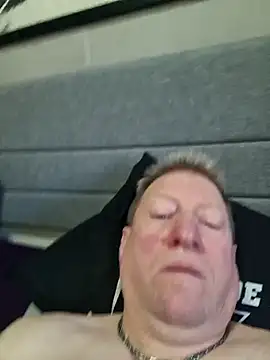 tomtom111111 online show from 19, 1, 2025