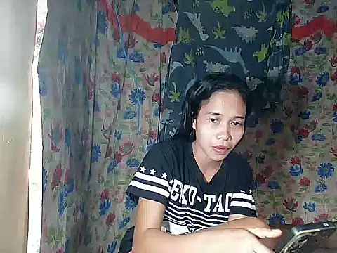 PinaySkinnyGirl online show from 27, 3, 2026