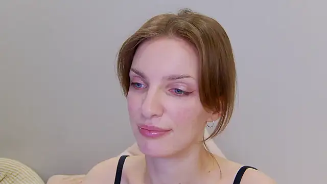 Beauty Alex online show from 28, 1, 2025