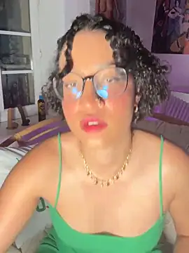 Snapshot of Lauyako chatting on 21, 5, 2026 Lauyako online show from 21, 5, 2026
