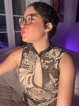 Snapshot of Lauyako chatting on 19, 7, 2026 Lauyako online show from 19, 7, 2026