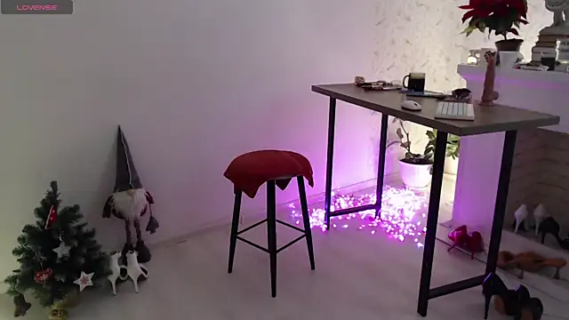 squirtymilf online show from 27, 12, 2024