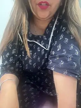 Snapshot of Preet_Kaur_69 chatting on 5, 3, 2025 Preet Kaur 69 online show from 5, 3, 2025