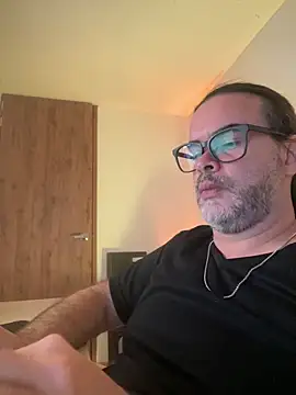 Sanders White online show from 20, 3, 2025