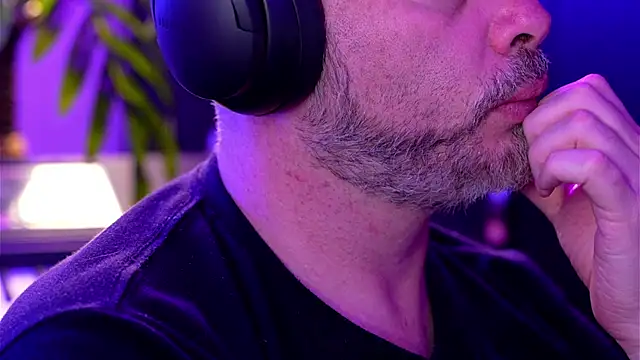 Sanders White online show from 24, 9, 2025