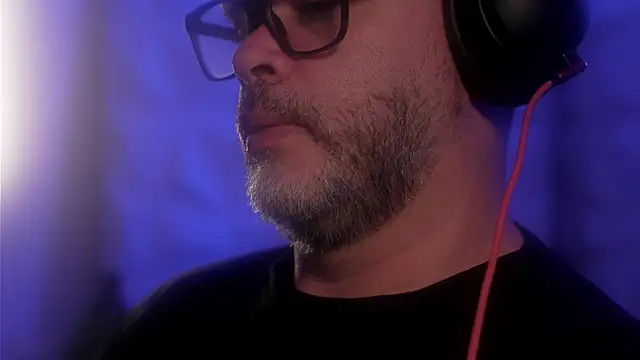 Sanders White online show from 15, 10, 2025