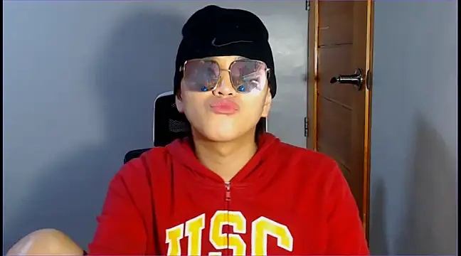 Snapshot of WONDERWOMAN2023 chatting on 12, 12, 2024 WONDERWOMAN2023 online show from 12, 12, 2024