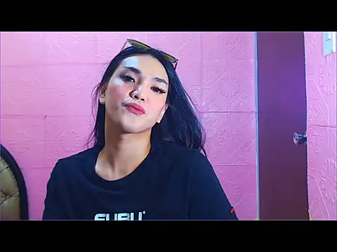 Snapshot of WONDERWOMAN2023 chatting on 30, 10, 2025 WONDERWOMAN2023 online show from 30, 10, 2025