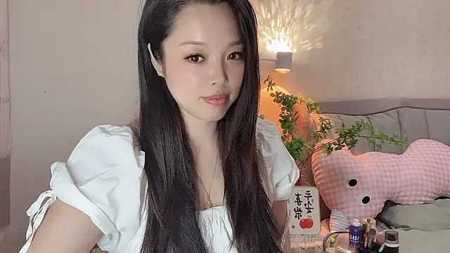 Snapshot of kk_lele chatting on 11, 5, 2026 kk lele online show from 11, 5, 2026