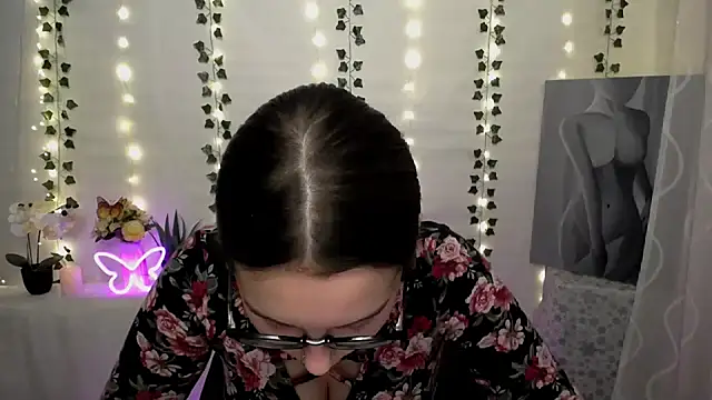 SweetPrincess  online show from 17, 1, 2025