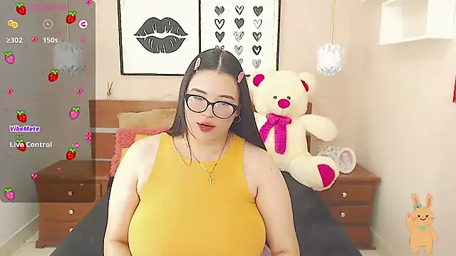 Snapshot of miss_linda_ chatting on 21, 1, 2025 miss linda online show from 21, 1, 2025