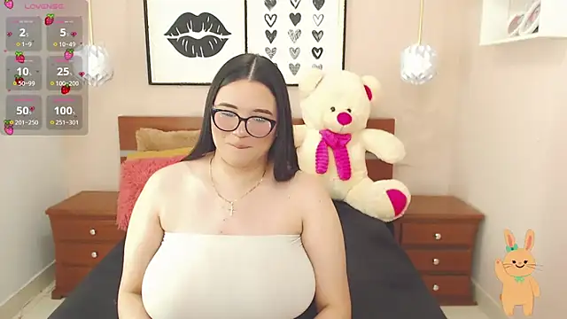 Snapshot of miss_linda_ chatting on 18, 2, 2025 miss linda online show from 18, 2, 2025