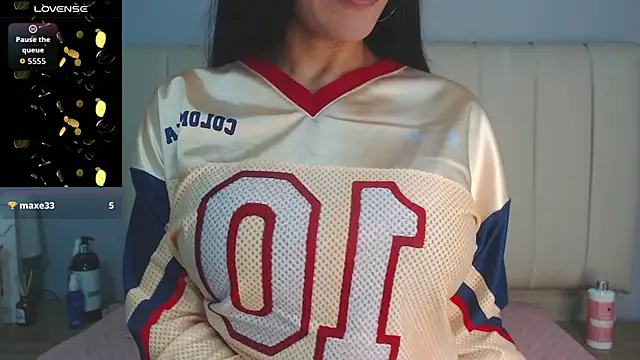Snapshot of amy_le01 chatting on 7, 7, 2026 amy le01 online show from 7, 7, 2026