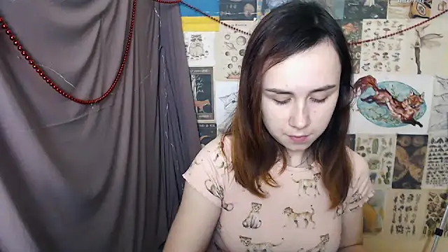 Snapshot of VeryVeryVeryShy_ chatting on 22, 12, 2024 VeryVeryVeryShy online show from 22, 12, 2024