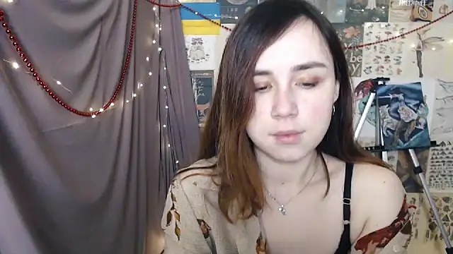Snapshot of VeryVeryVeryShy_ chatting on 29, 12, 2024 VeryVeryVeryShy online show from 29, 12, 2024