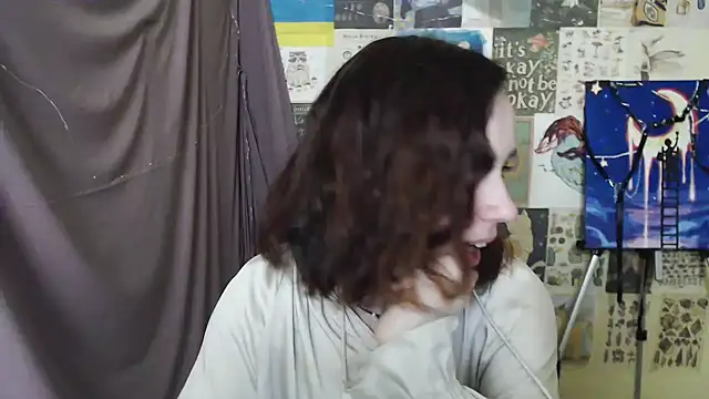Snapshot of VeryVeryVeryShy_ chatting on 23, 2, 2025 VeryVeryVeryShy online show from 23, 2, 2025