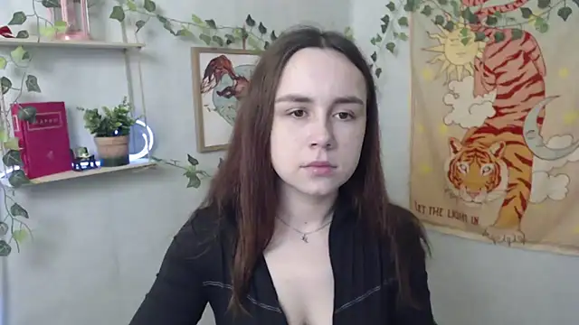 VeryVeryVeryShy  online show from 4, 4, 2026