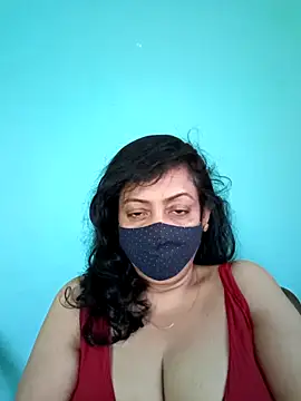 Snapshot of love_suman chatting on 2, 5, 2026 love suman online show from 2, 5, 2026