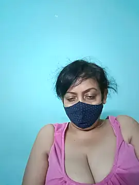 Snapshot of love_suman chatting on 25, 5, 2026 love suman online show from 25, 5, 2026