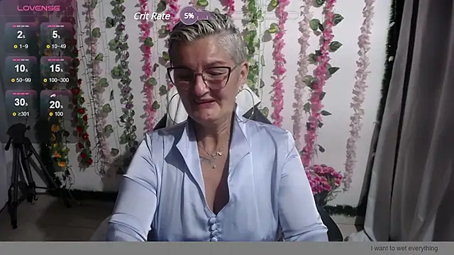 Snapshot of bety-cum2 chatting on 16, 1, 2025 bety-cum2 online show from 16, 1, 2025