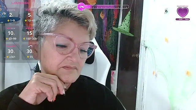 Snapshot of bety-cum2 chatting on 10, 10, 2025 bety-cum2 online show from 10, 10, 2025