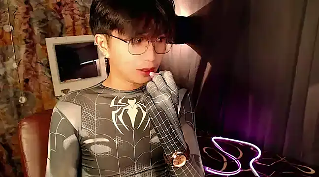 Snapshot of Sexy_Handsome_Drex chatting on 19, 12, 2024 Sexy Handsome Drex online show from 19, 12, 2024