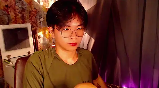 Snapshot of Sexy_Handsome_Drex chatting on 29, 12, 2024 Sexy Handsome Drex online show from 29, 12, 2024