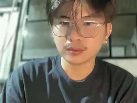 Sexy Handsome Drex online show from 5, 3, 2026