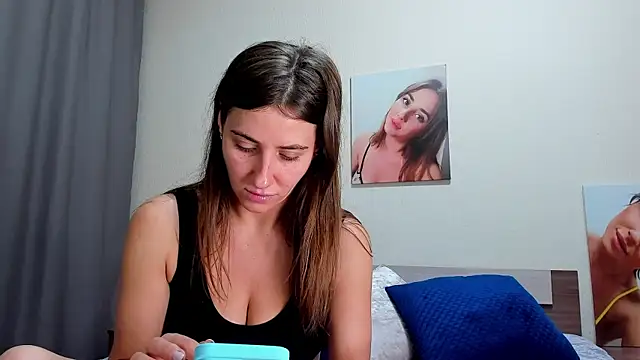 Snapshot of Squishy_Goddess chatting on 10, 2, 2025 Squishy Goddess online show from 10, 2, 2025