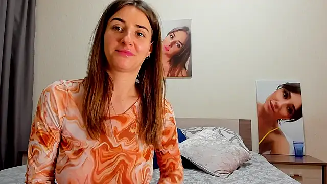 Snapshot of Squishy_Goddess chatting on 7, 3, 2025 Squishy Goddess online show from 7, 3, 2025