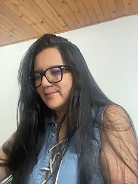 SWEETLILY18 online show from 7, 4, 2026