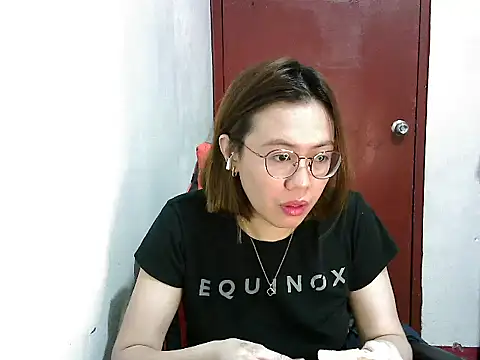 Snapshot of crizzybel chatting on 17, 2, 2025 crizzybel online show from 17, 2, 2025
