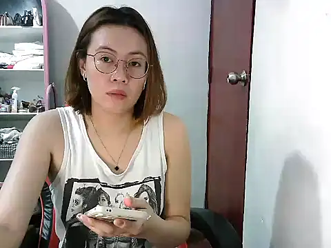 Snapshot of crizzybel chatting on 26, 2, 2025 crizzybel online show from 26, 2, 2025