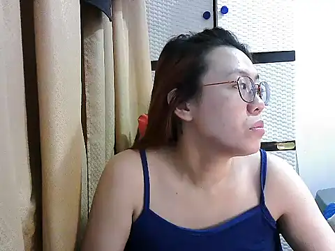 Snapshot of crizzybel chatting on 7, 11, 2025 crizzybel online show from 7, 11, 2025