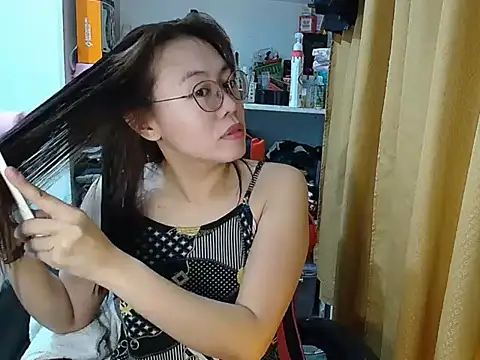 Snapshot of crizzybel chatting on 20, 12, 2025 crizzybel online show from 20, 12, 2025