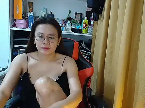 Snapshot of crizzybel chatting on 4, 2, 2026 crizzybel online show from 4, 2, 2026