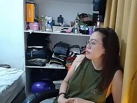 Snapshot of crizzybel chatting on 8, 2, 2026 crizzybel online show from 8, 2, 2026