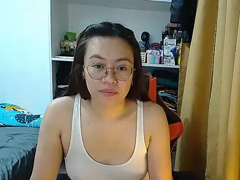 Snapshot of crizzybel chatting on 9, 2, 2026 crizzybel online show from 9, 2, 2026