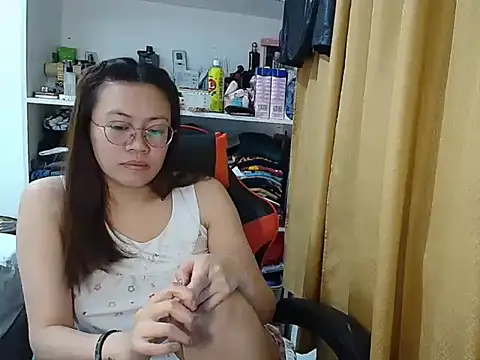 Snapshot of crizzybel chatting on 23, 2, 2026 crizzybel online show from 23, 2, 2026