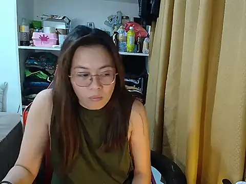 Snapshot of crizzybel chatting on 23, 3, 2026 crizzybel online show from 23, 3, 2026