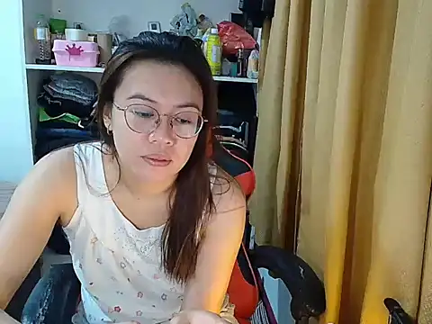 Snapshot of crizzybel chatting on 25, 3, 2026 crizzybel online show from 25, 3, 2026