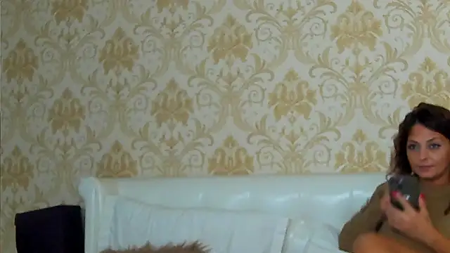 GiannaElliss online show from 9, 1, 2025