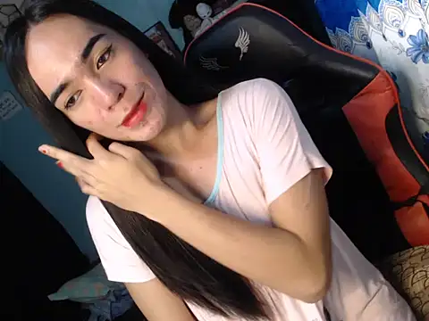 sexysassymirax online show from 5, 2, 2026