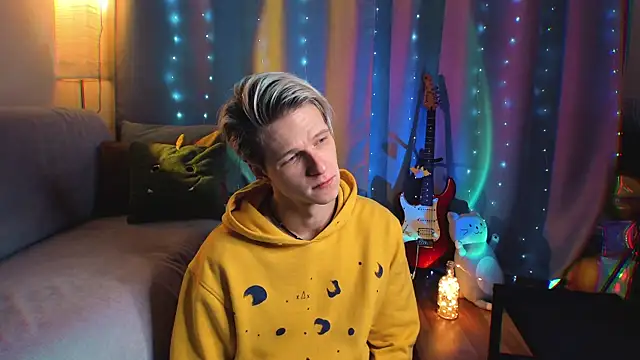 Breston Sweet online show from 3, 2, 2026