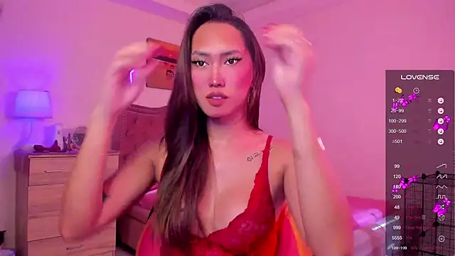 Snapshot of BombshellPH chatting on 20, 12, 2024 BombshellPH online show from 20, 12, 2024