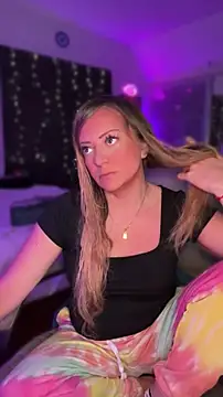 sage love online show from 22, 4, 2026