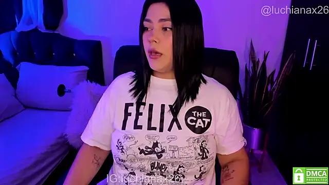 lucy26  online show from 19, 4, 2026